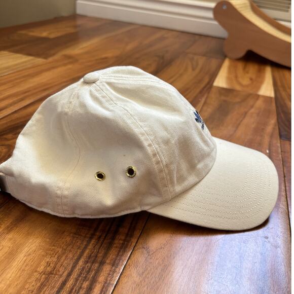 Adidas Cream Navy Baseball Hat Dad Cap Unisex Adjustable Great Condition - Picture 3 of 4